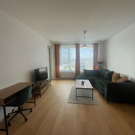 New Downtown Apartment Couple Minute From The Old Town Братислава Екстер'єр фото