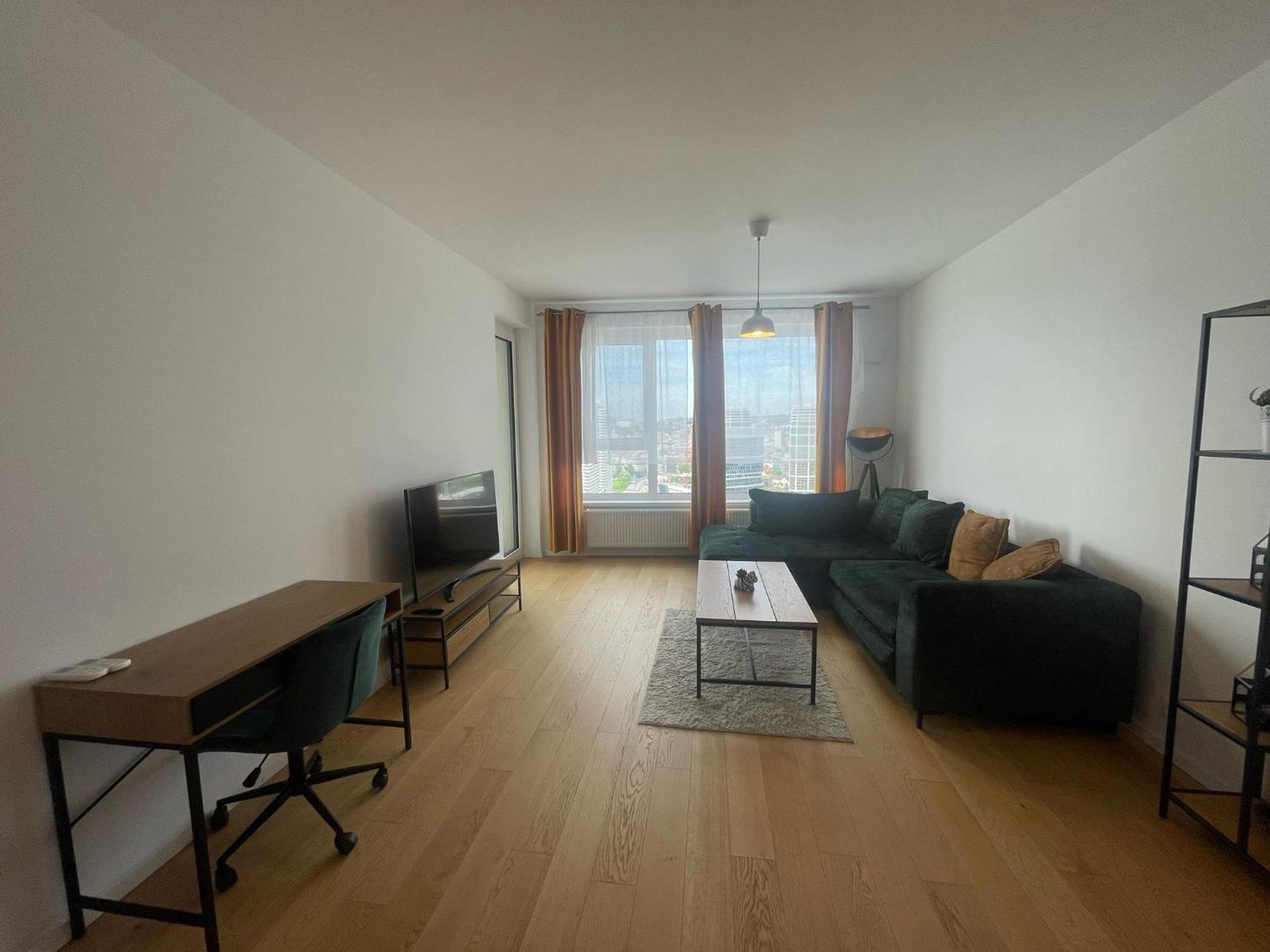 New Downtown Apartment Couple Minute From The Old Town Братислава Екстер'єр фото